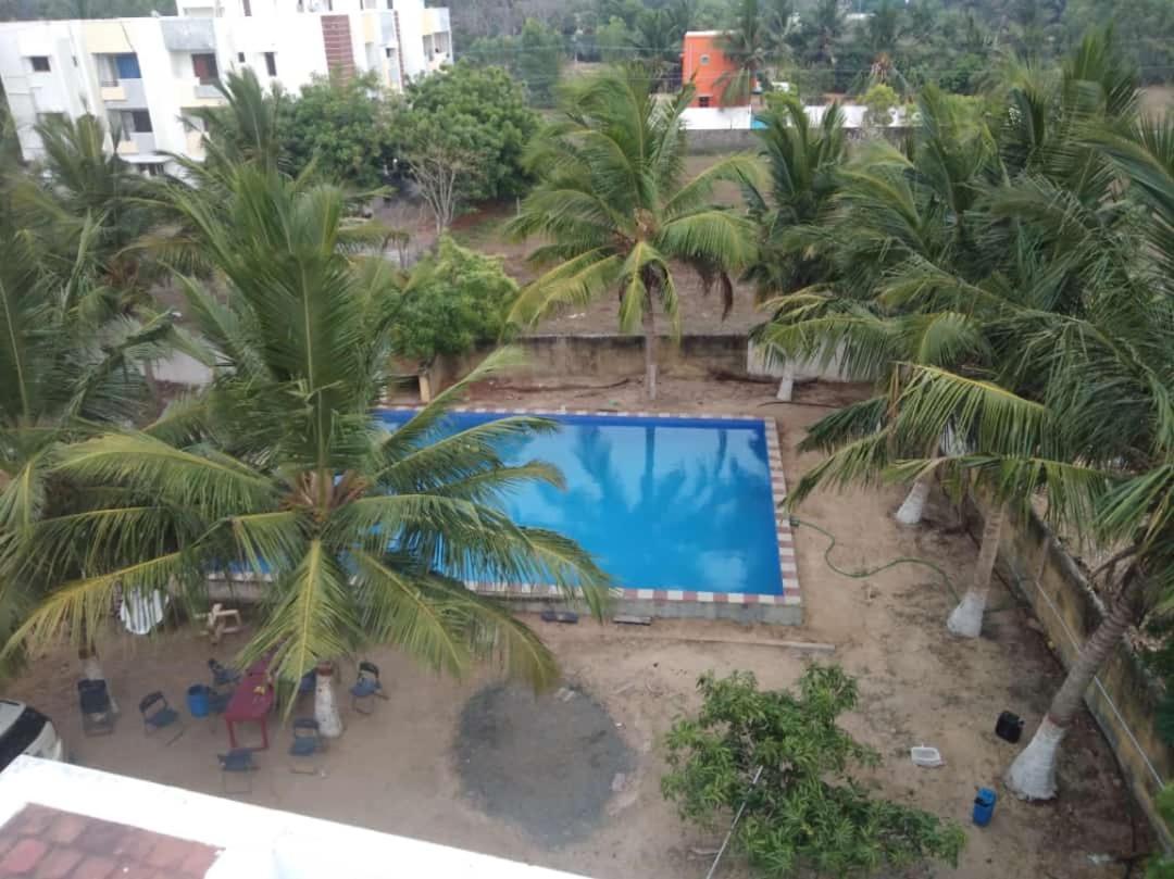 Olive Resort - Spacious 7 Bhk Ac Rooms With 1 Acre Garden, Swimming Pool And Outdoor Games Chennai Luaran gambar